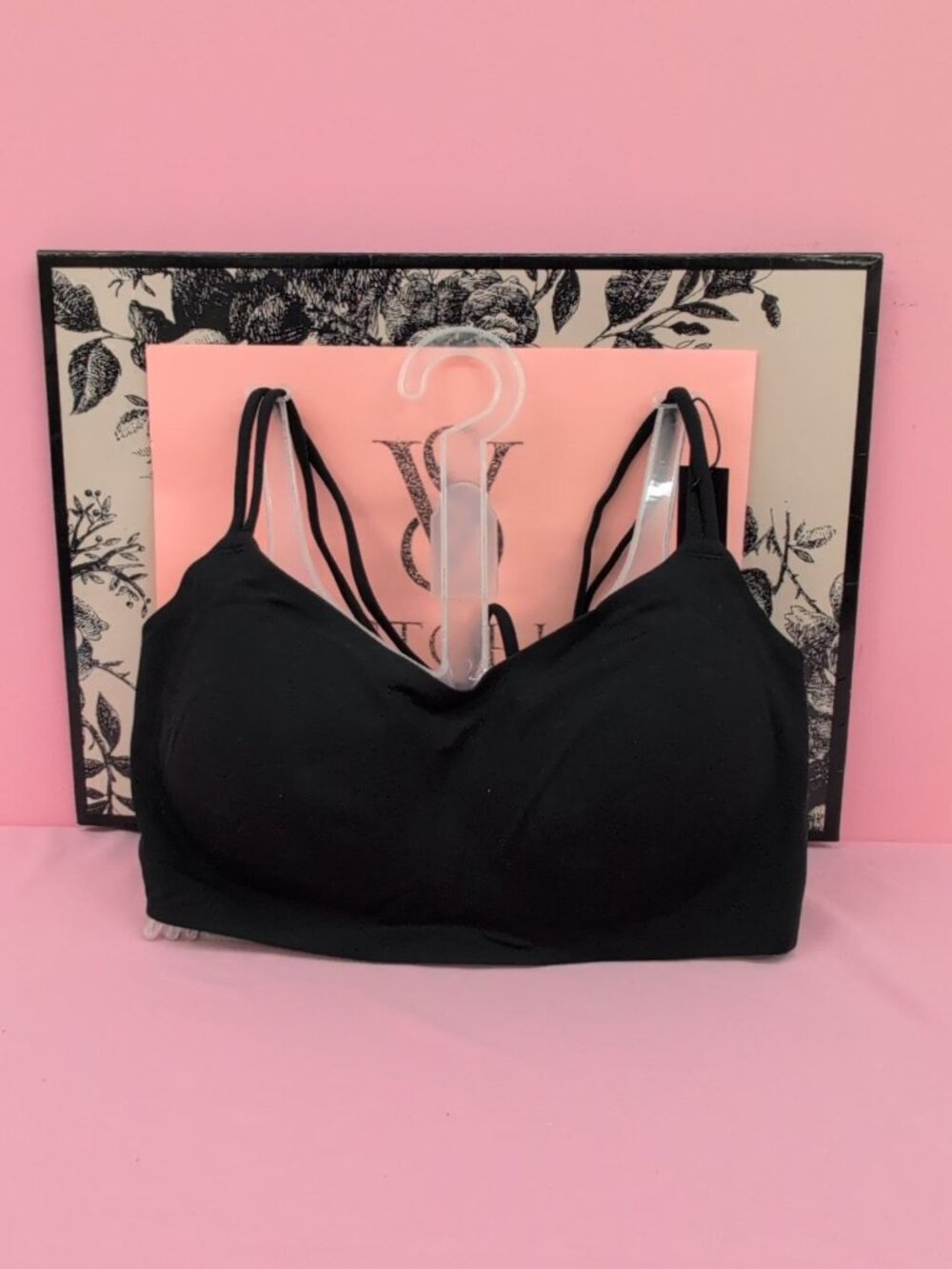 Victoria Secret  VSX Elevate Stretch Comfort Strappy Back Sports Small Black